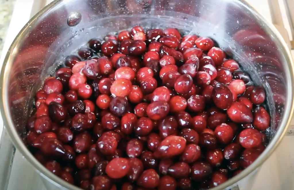 cranberries for cranberry sauce